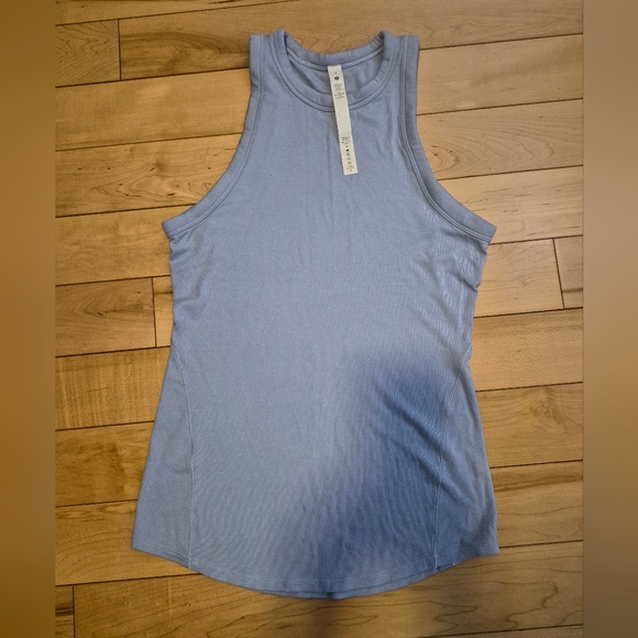 lululemon athletica Tops - Lululemon women's size 6 light blue tank top